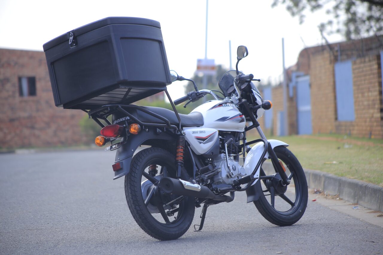 Delivery Bikes for Sale in South Africa | Bajaj Boxer 150